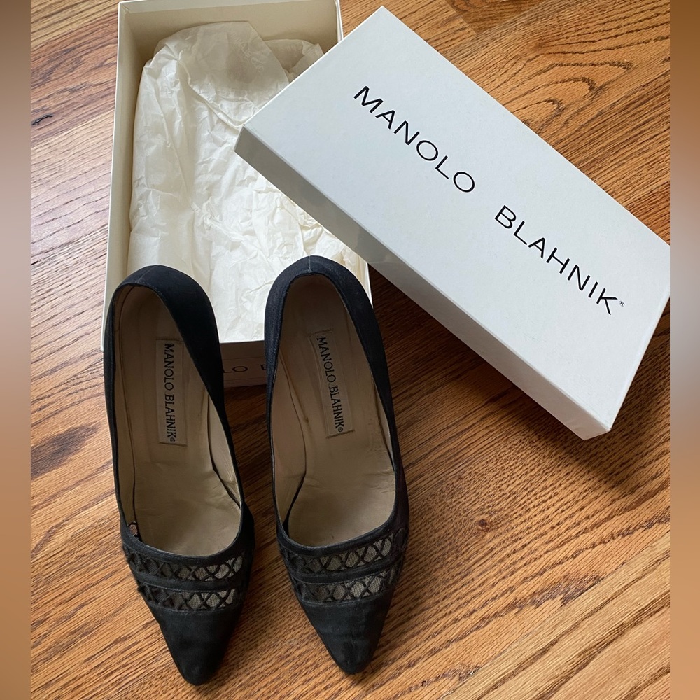 Manolo Blahnik medium heel black file fabric shoe.